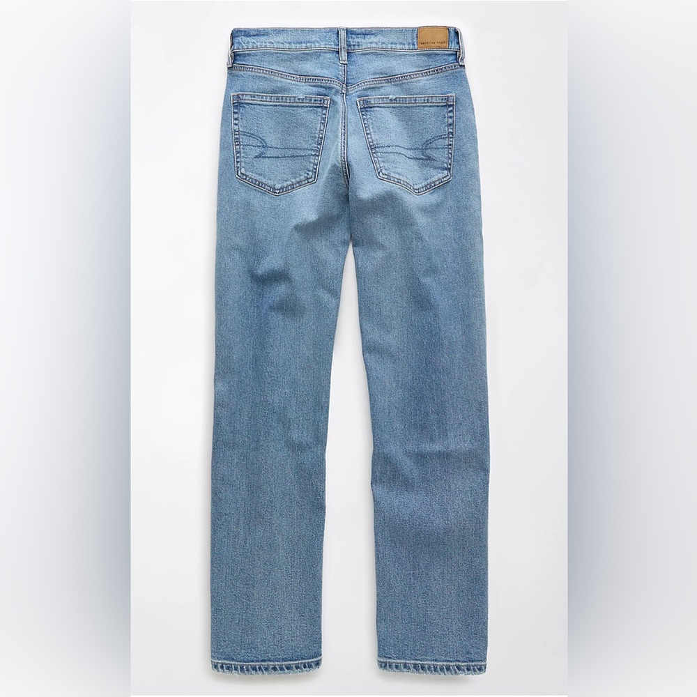 American Eagle Outfitters AE Strigid Low-Rise Ex-Boyfriend Jean - Picture 3 of 3
